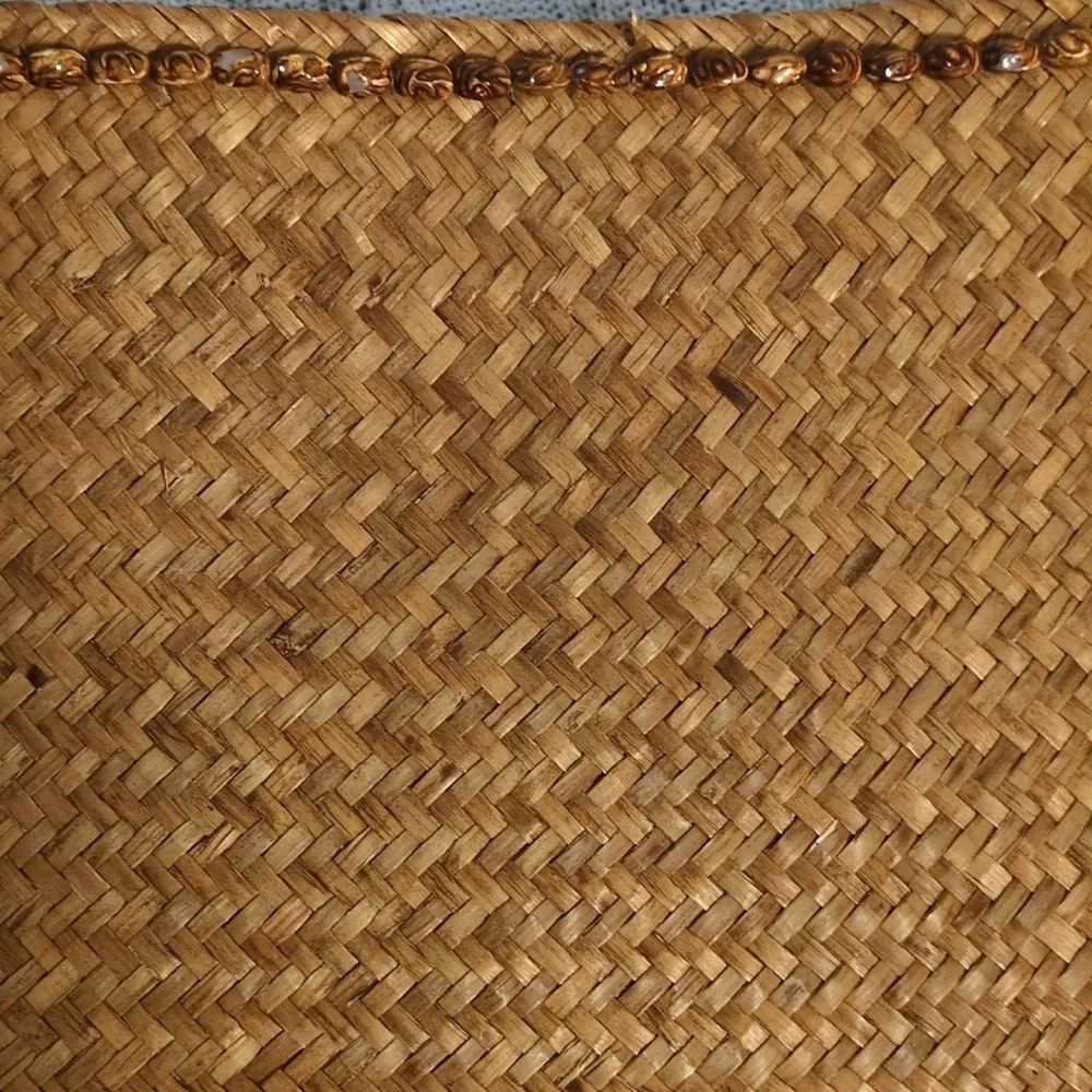 unbranded woven clutch